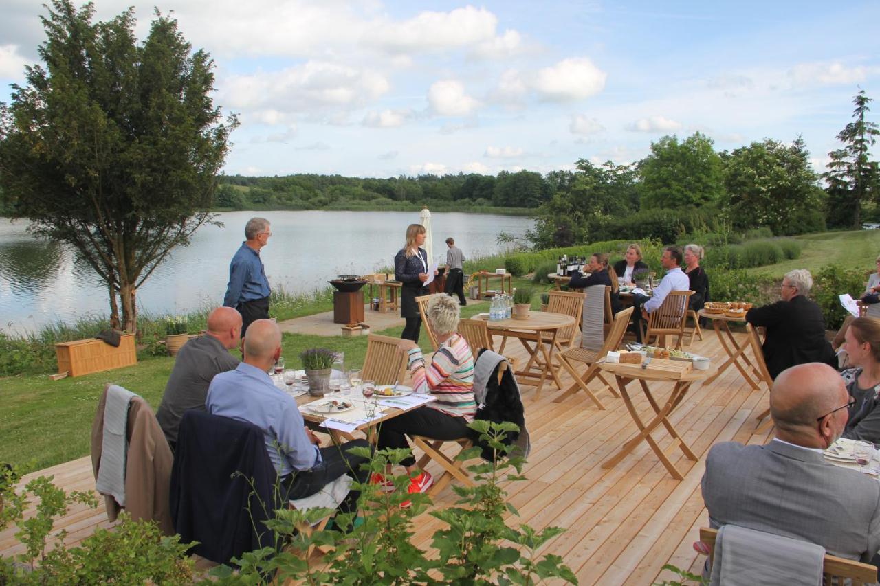 Skjoldenaesholm Slot Jystrup Exterior foto
