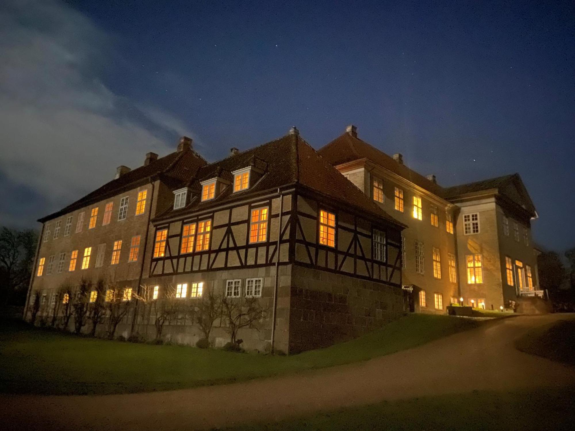 Skjoldenaesholm Slot Jystrup Exterior foto