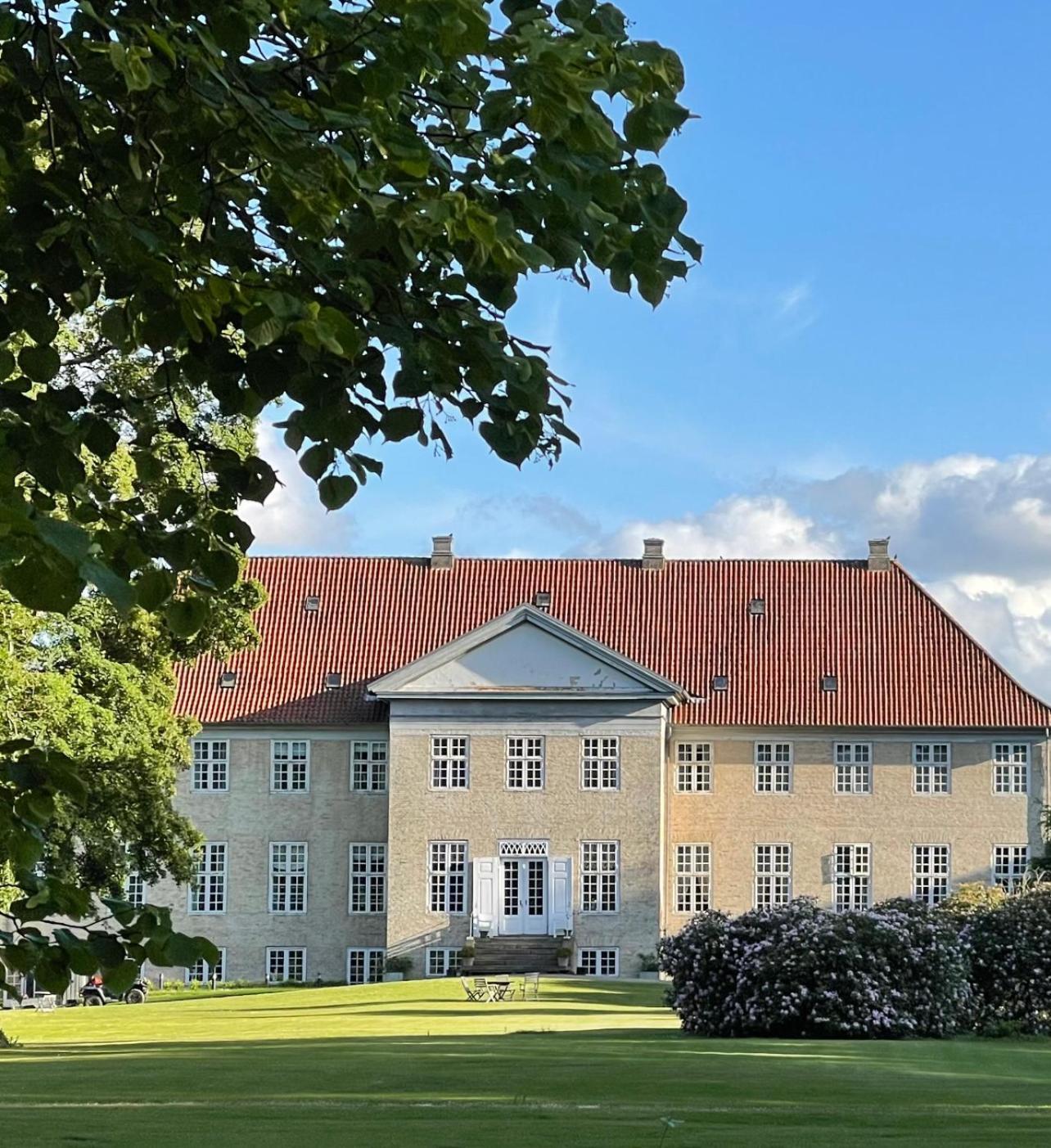 Skjoldenaesholm Slot Jystrup Exterior foto
